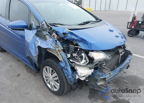 2015 Honda Fit Lx z USA, uszkodzony, nr VIN 3HGGK5H55FM748479